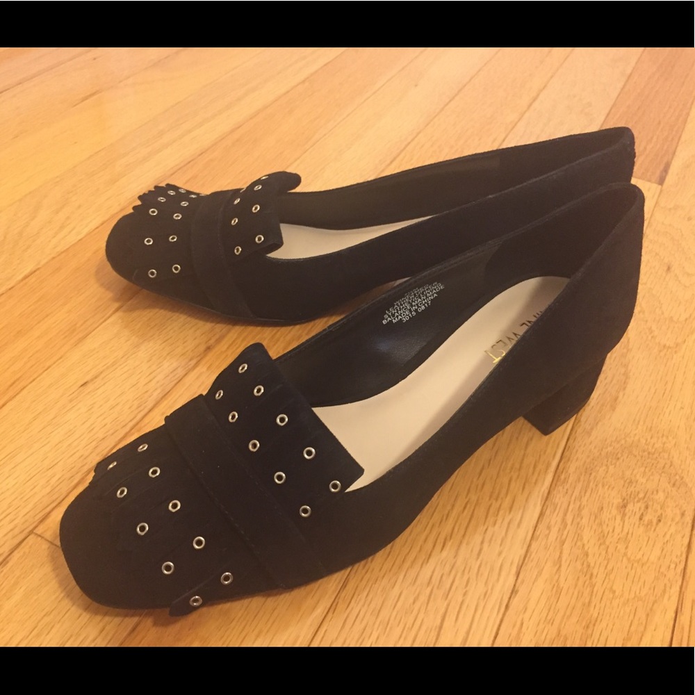 Nine West suede pumps